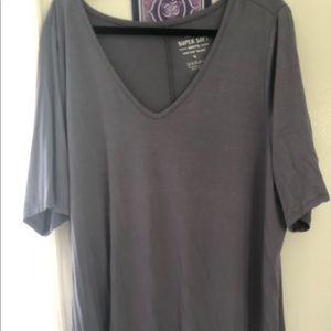 Torrid size 4 t short super soft knit